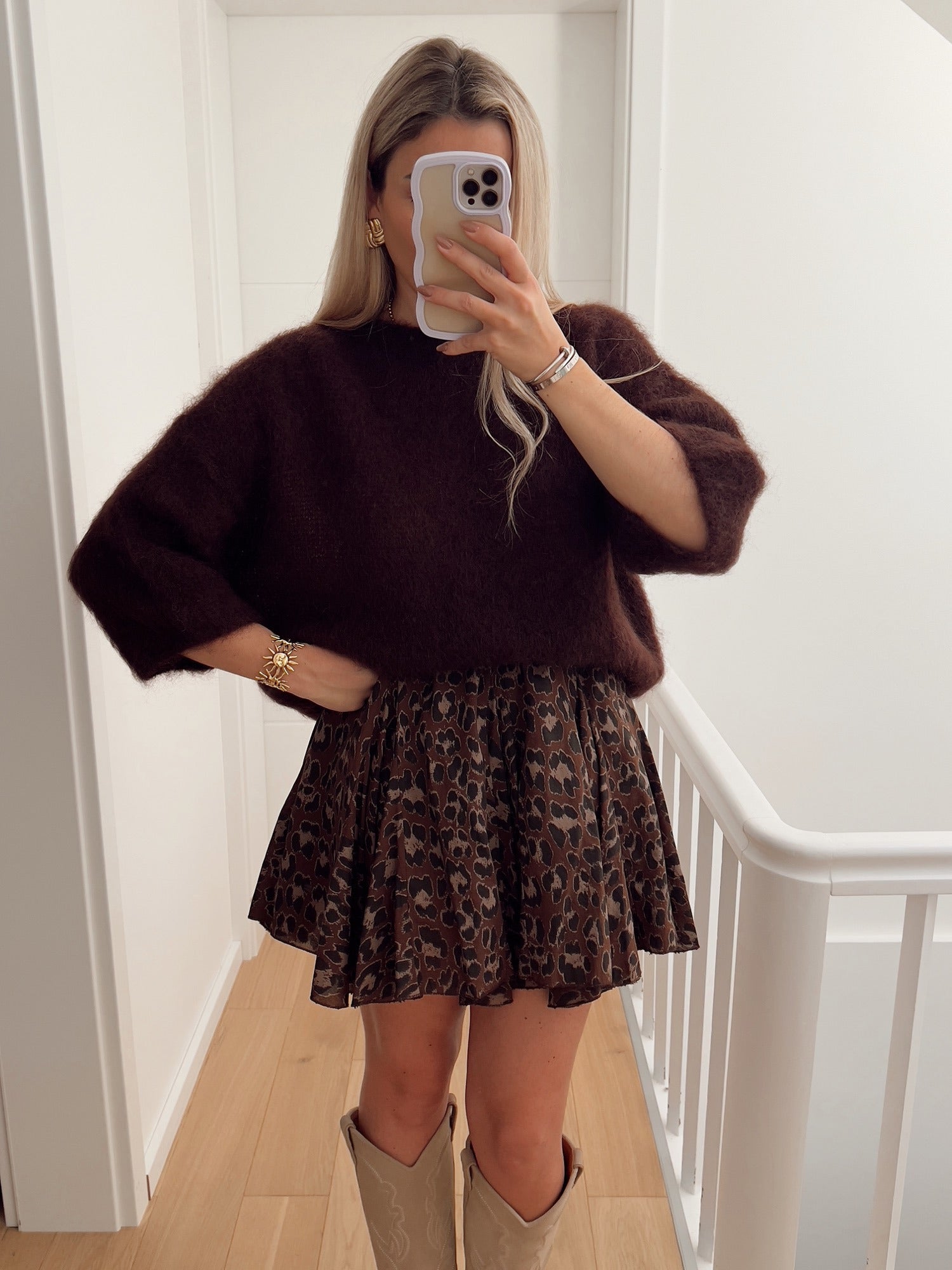 Pull TAMATOA Marron