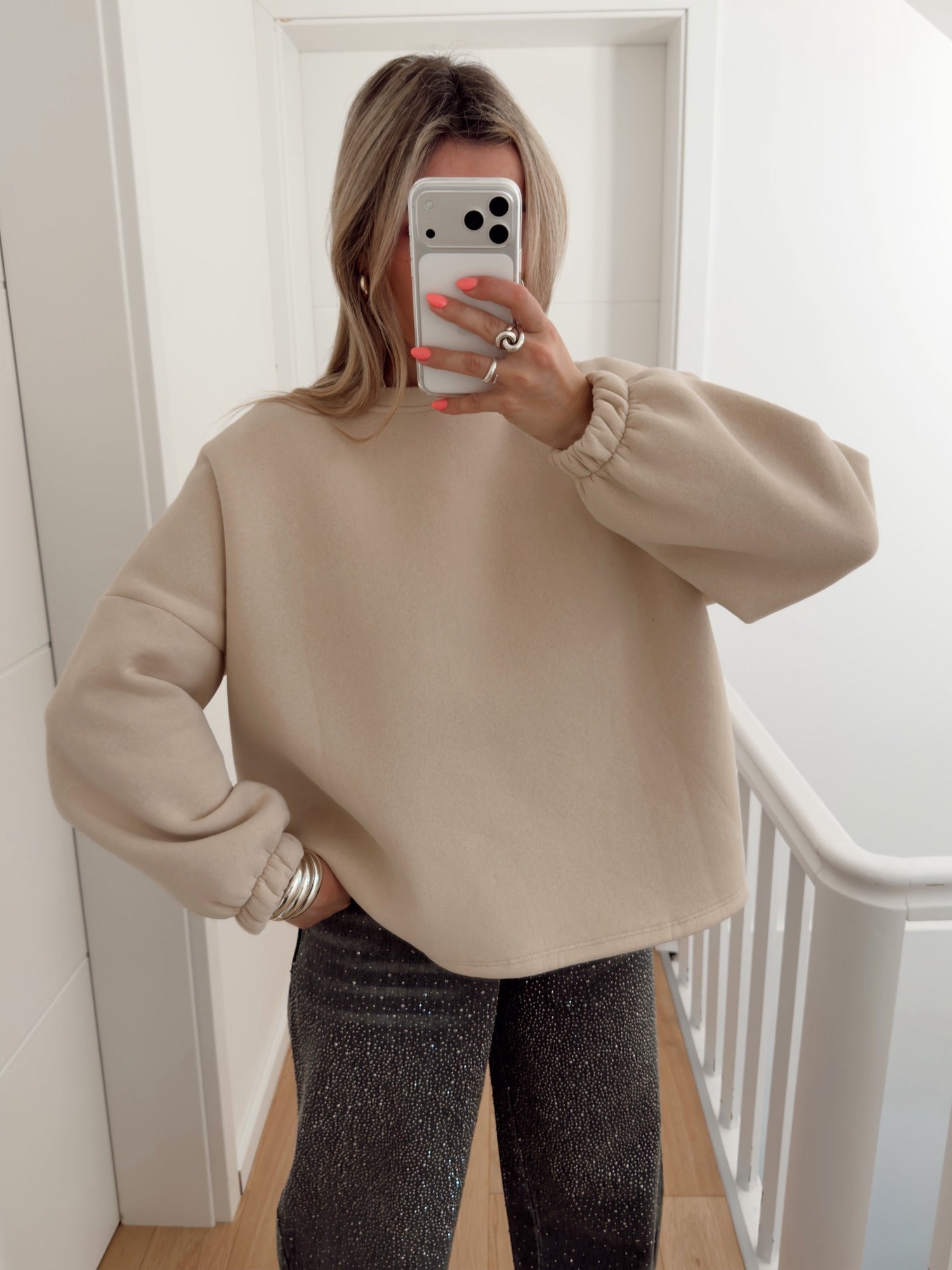 Pull MOM BOSS Beige