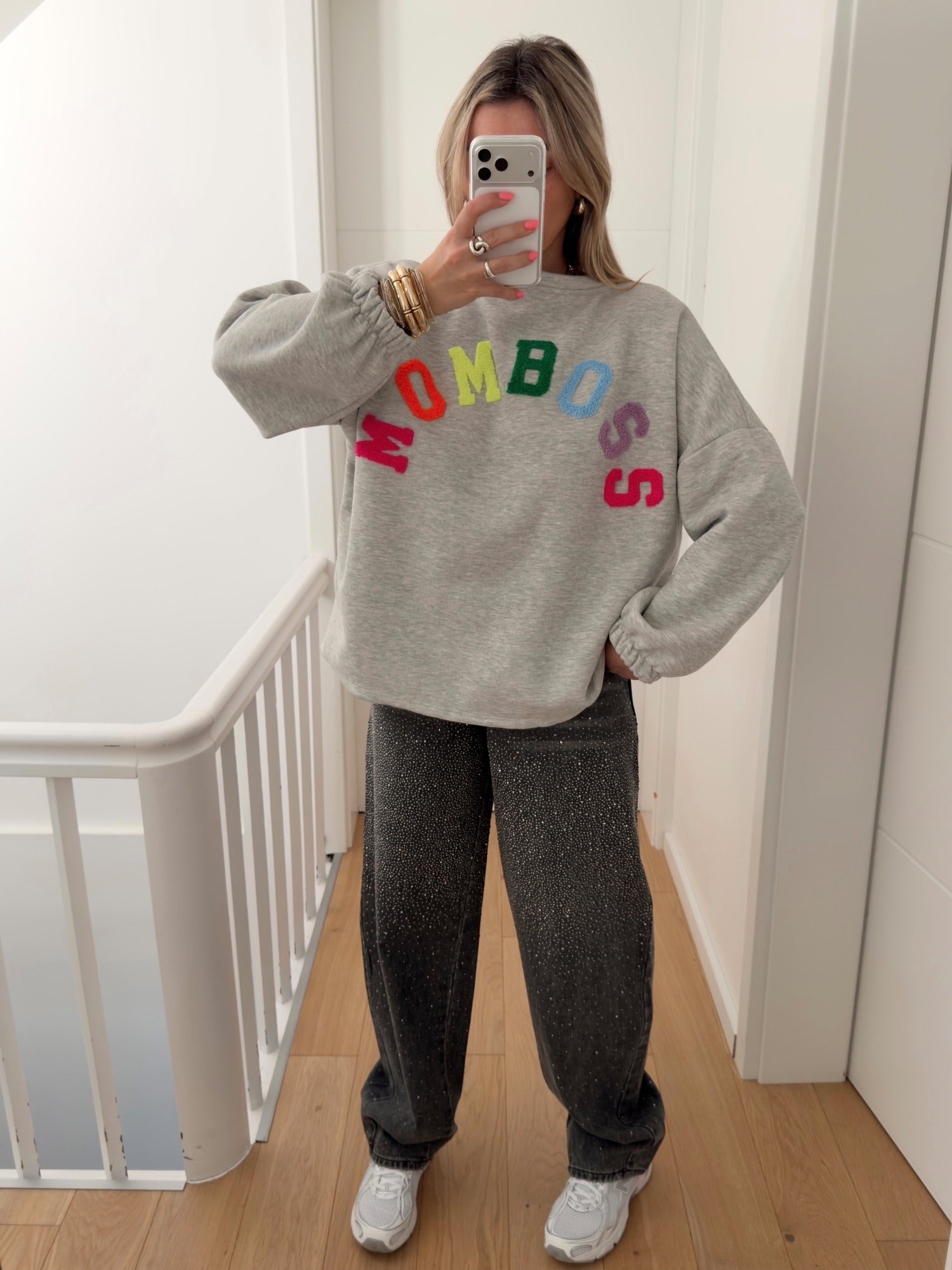 Pull MOM BOSS Gris