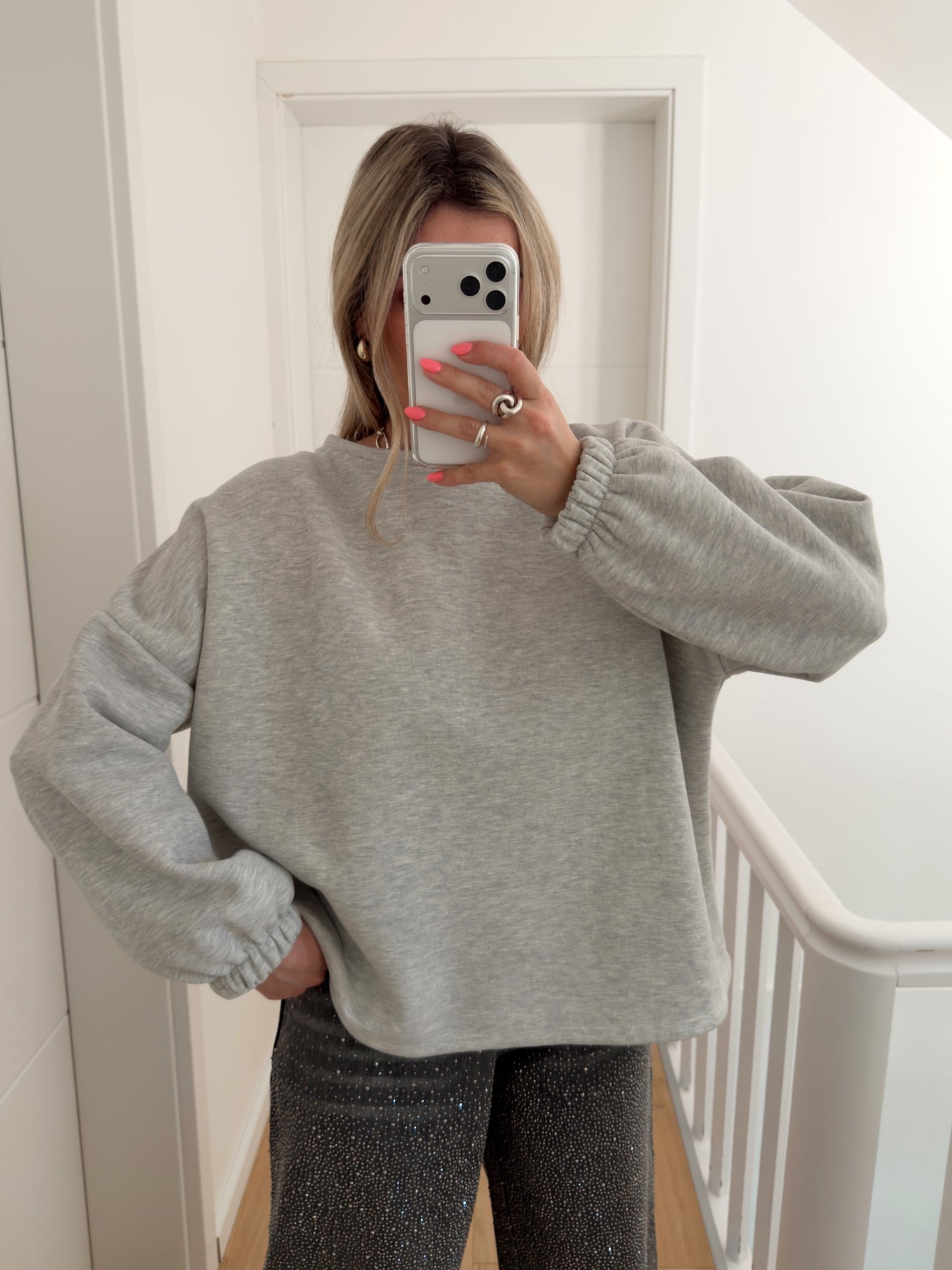 Pull MOM BOSS Gris