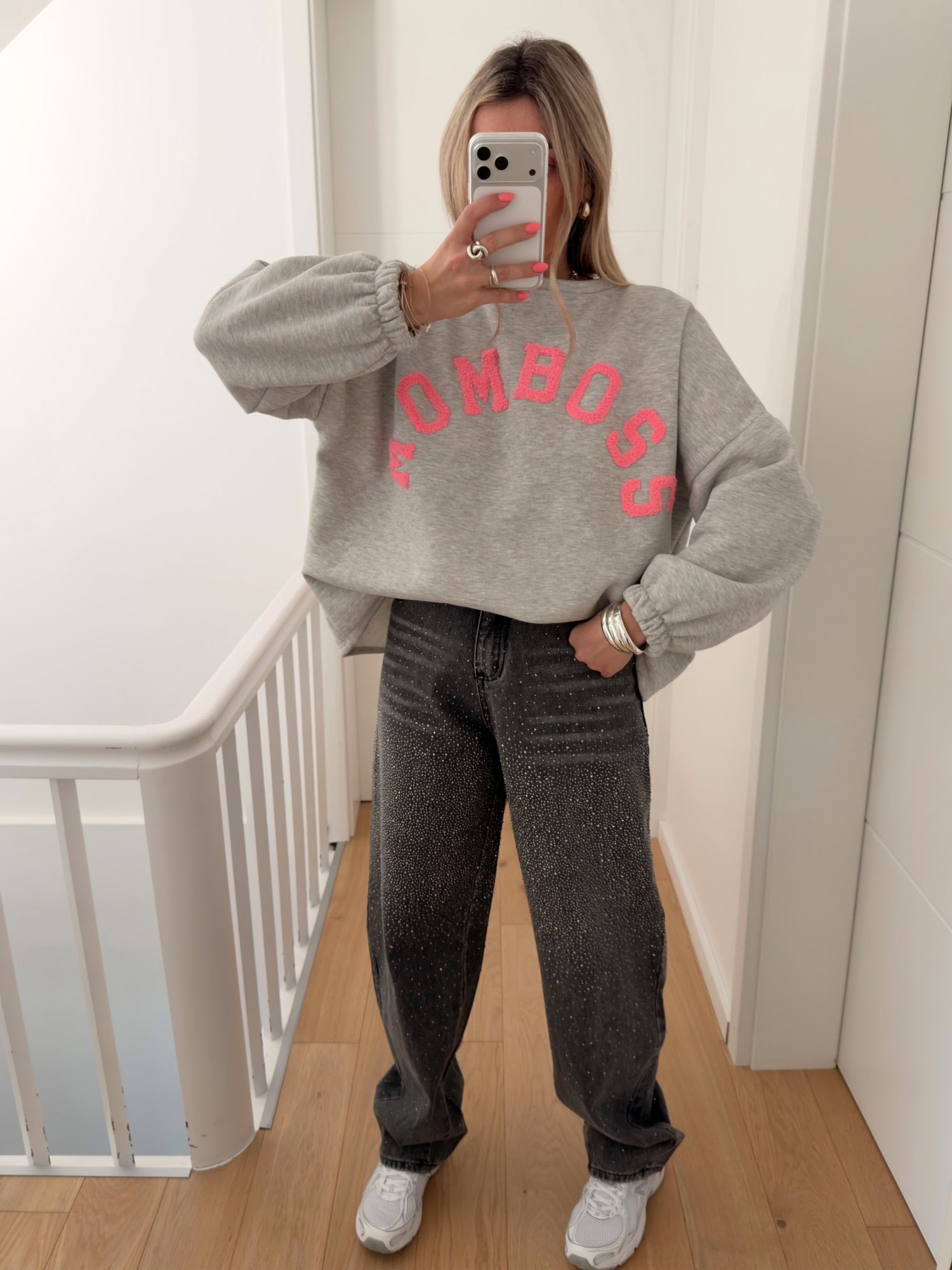 Pull MOM BOSS Gris