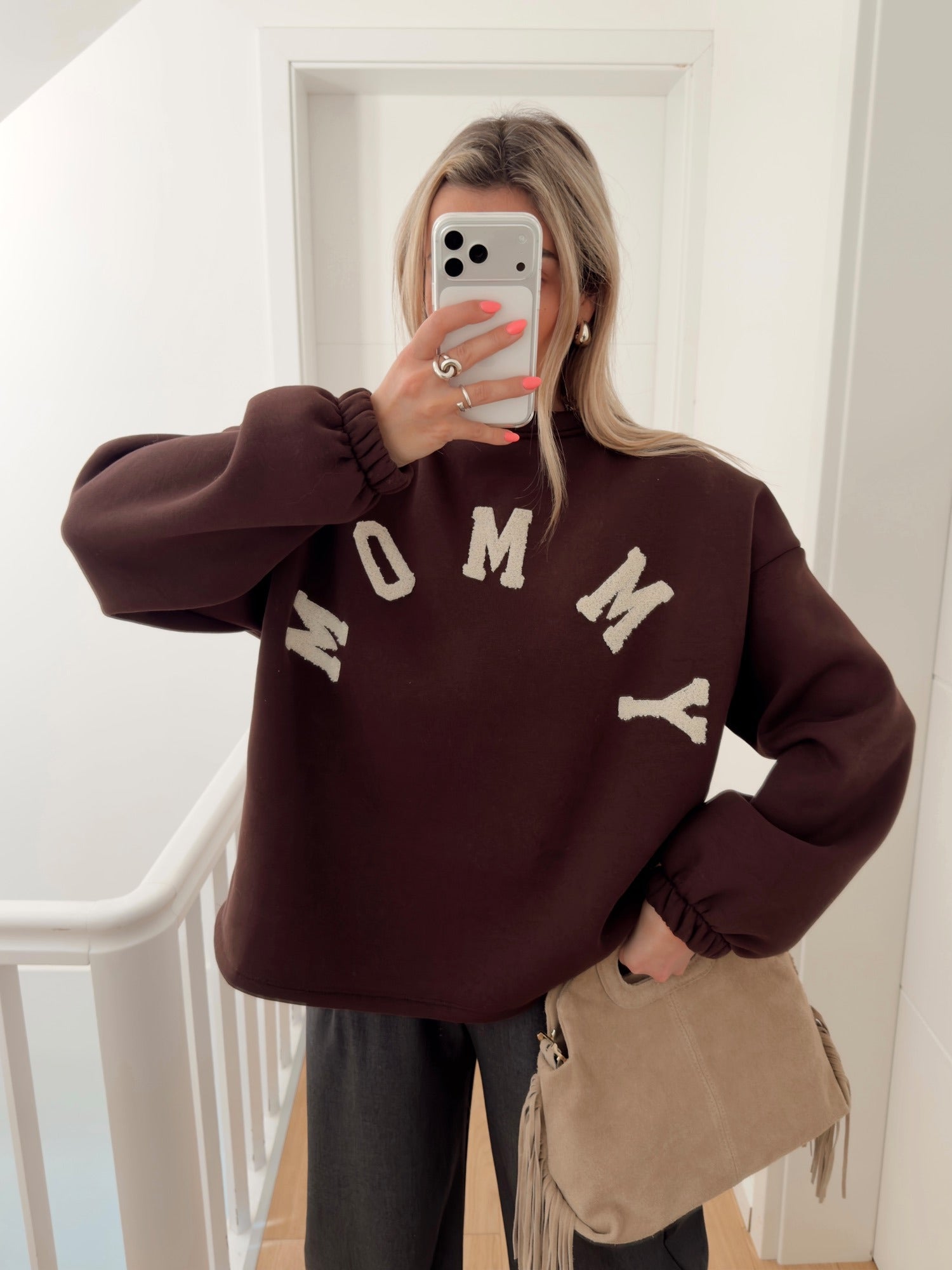 Pull MOMMY Marron