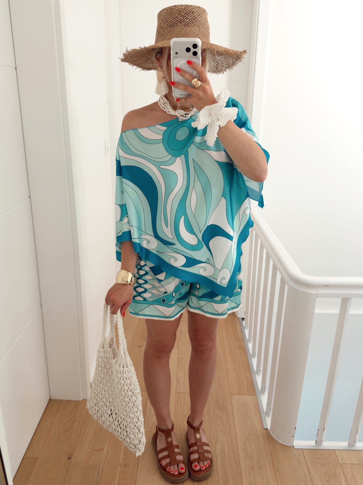Ensemble COCONUT Bleu