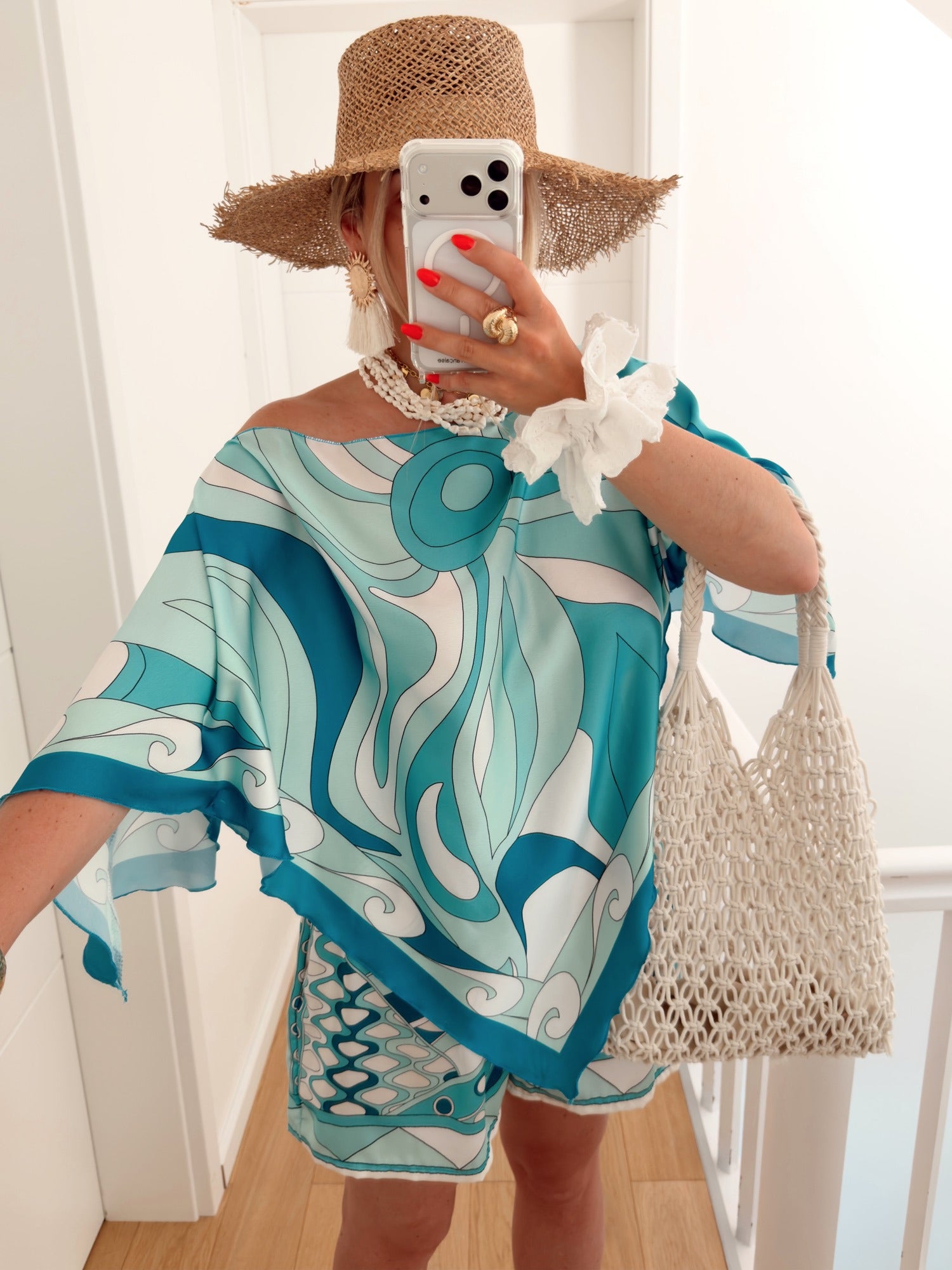 Ensemble COCONUT Bleu