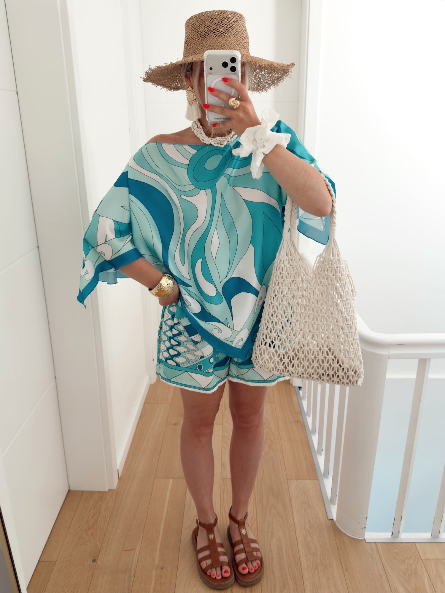 Ensemble COCONUT Bleu