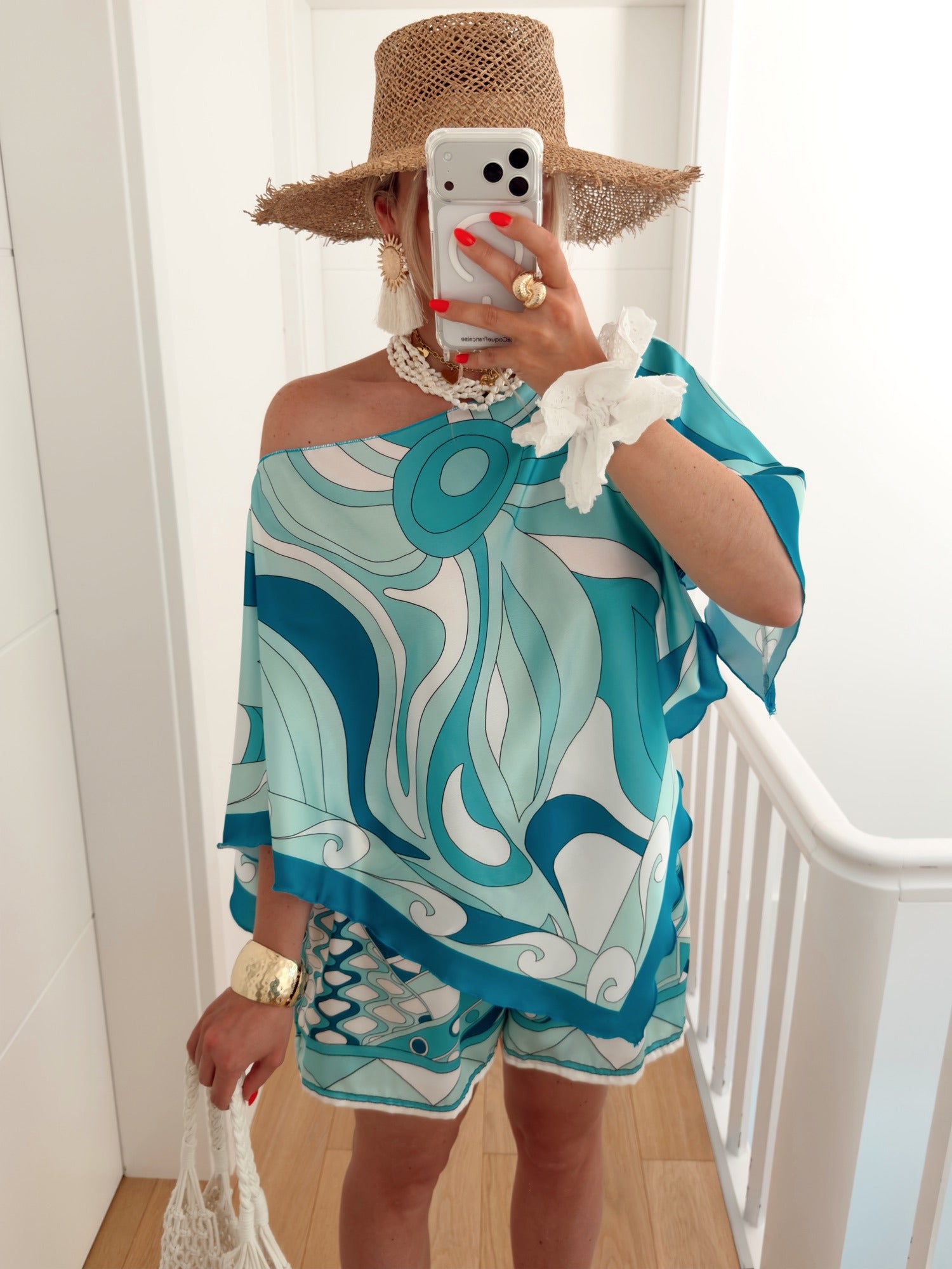 Ensemble COCONUT Bleu