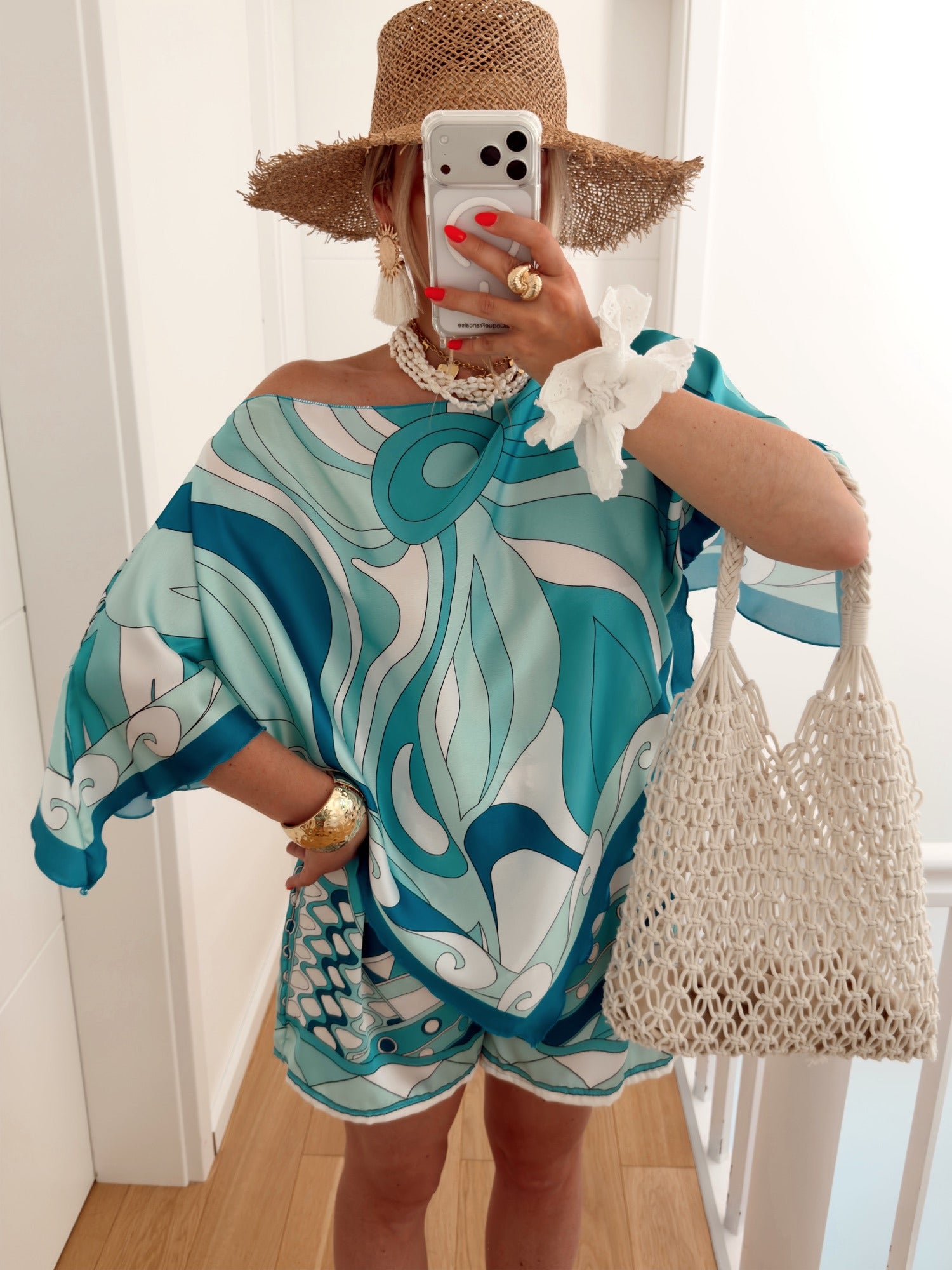 Ensemble COCONUT Bleu