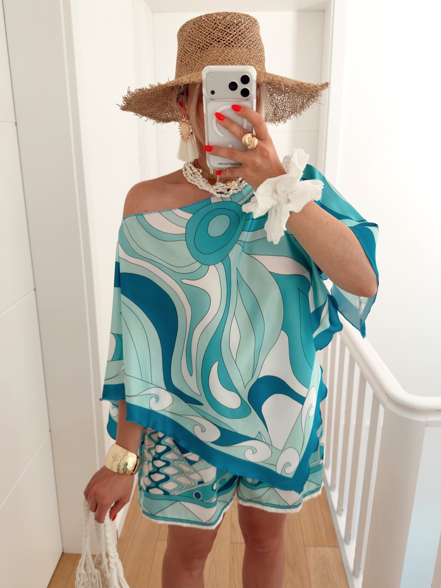 Ensemble COCONUT Bleu