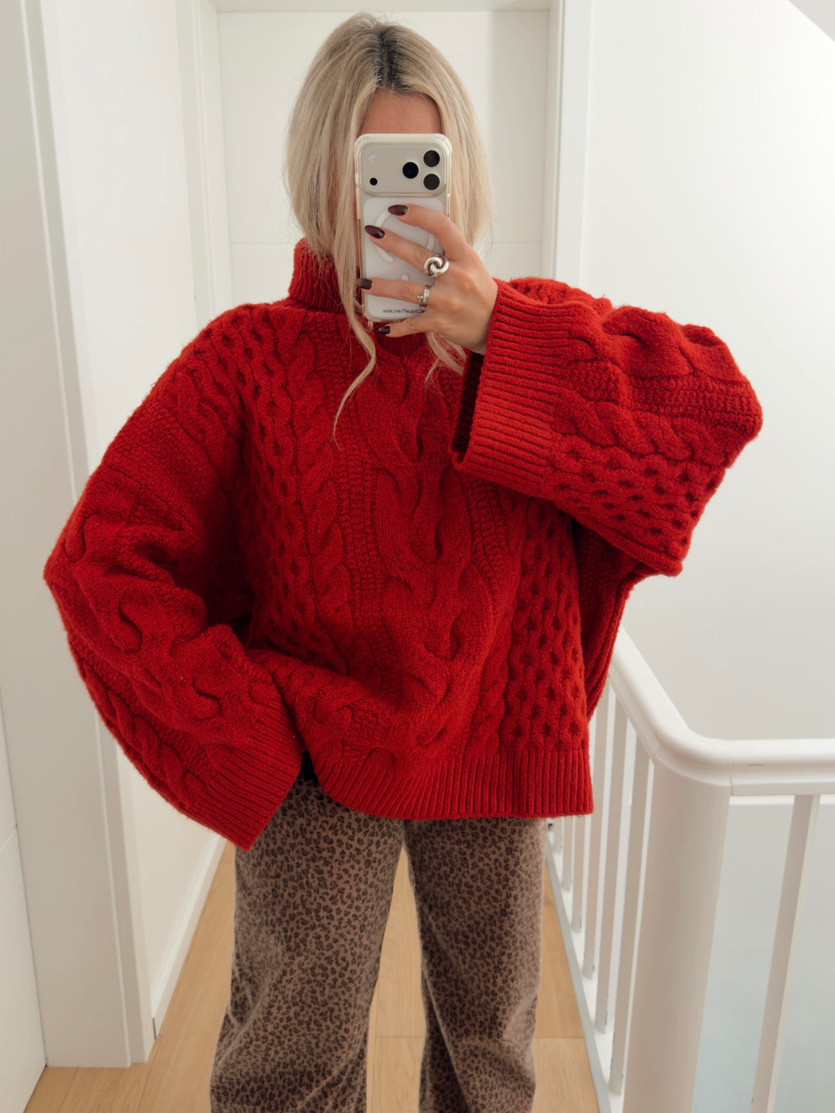 Sweater SWEETY