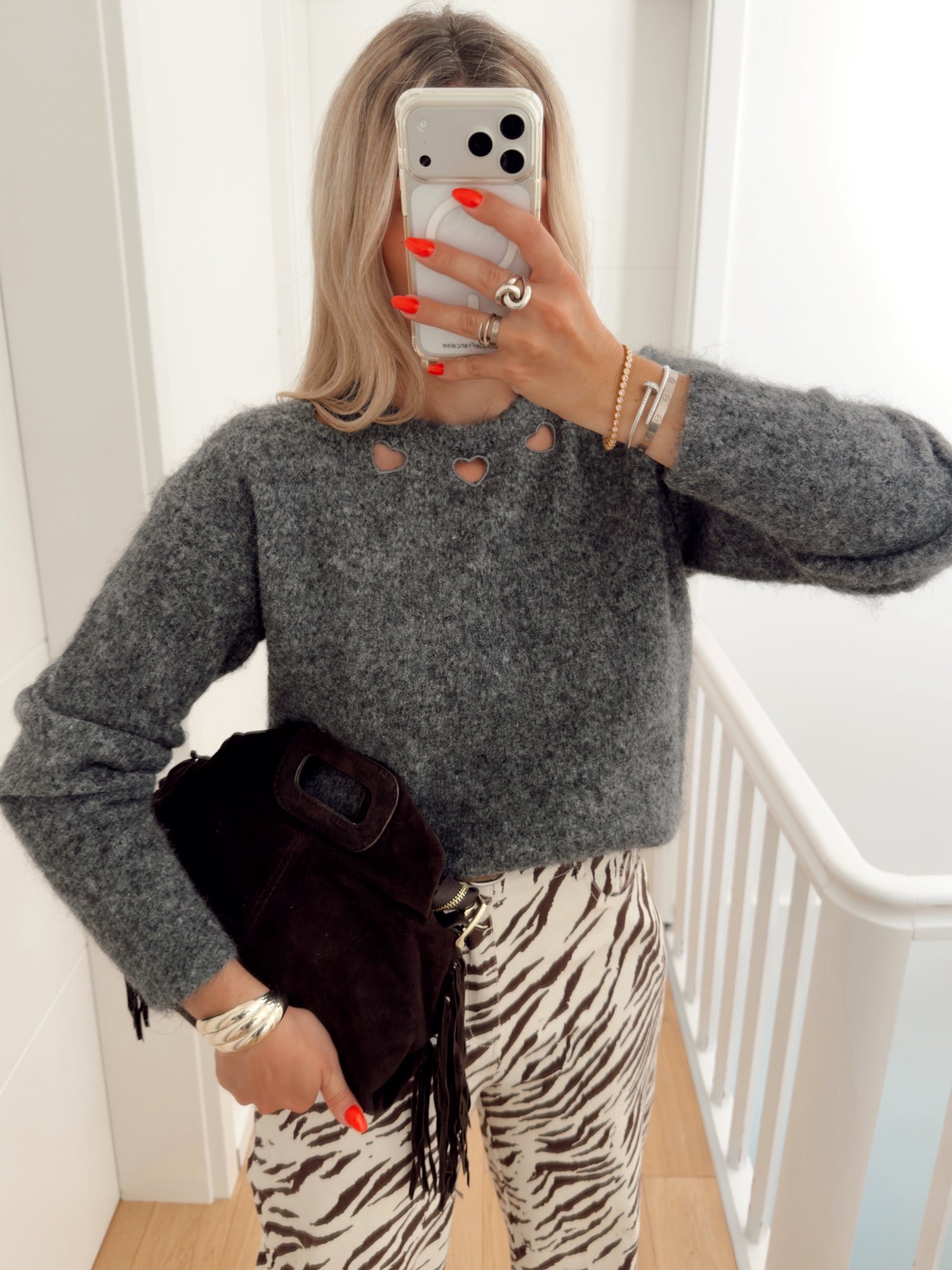 Pull BELLE