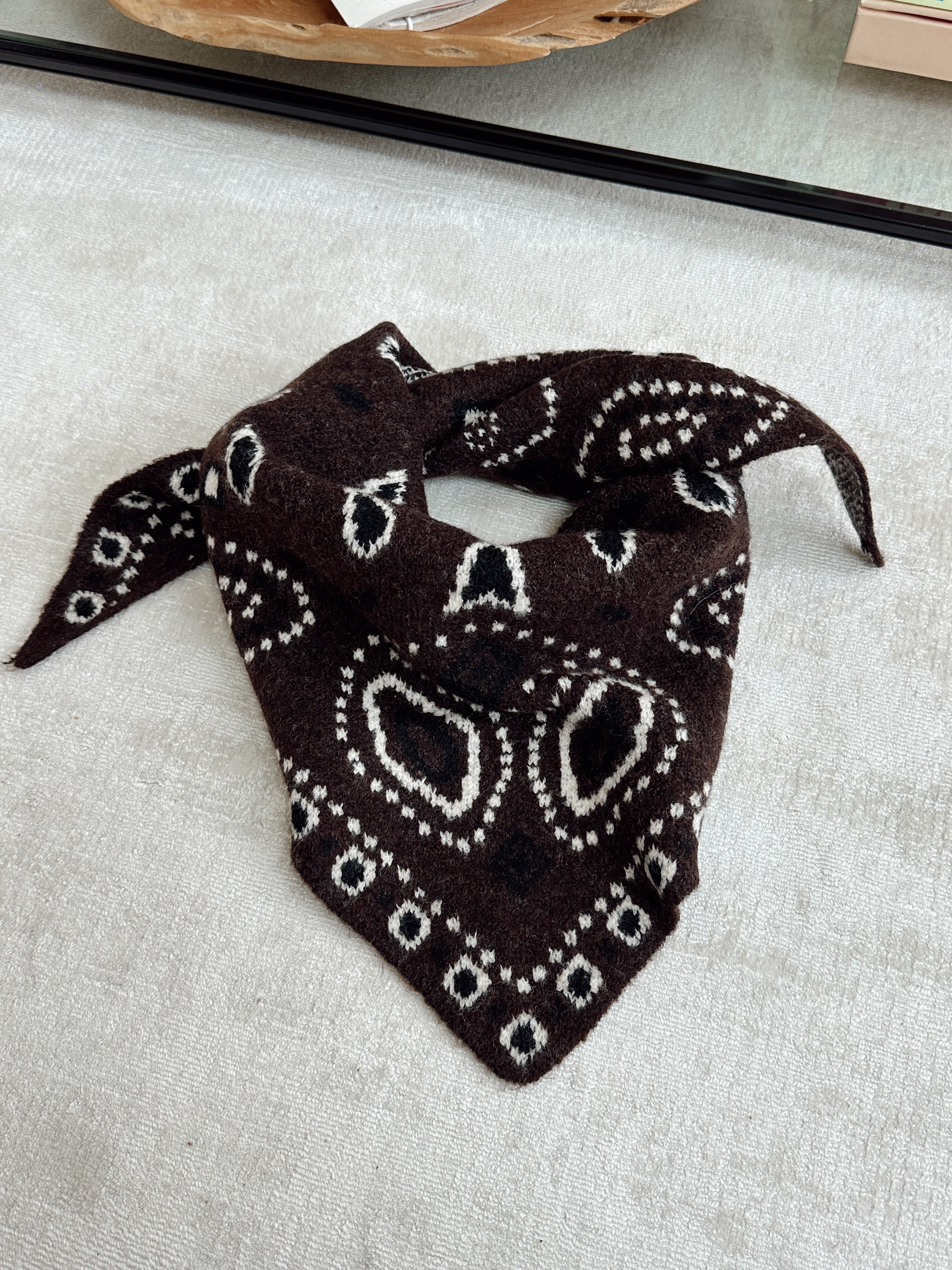 PRE COMMANDE Foulard NESK